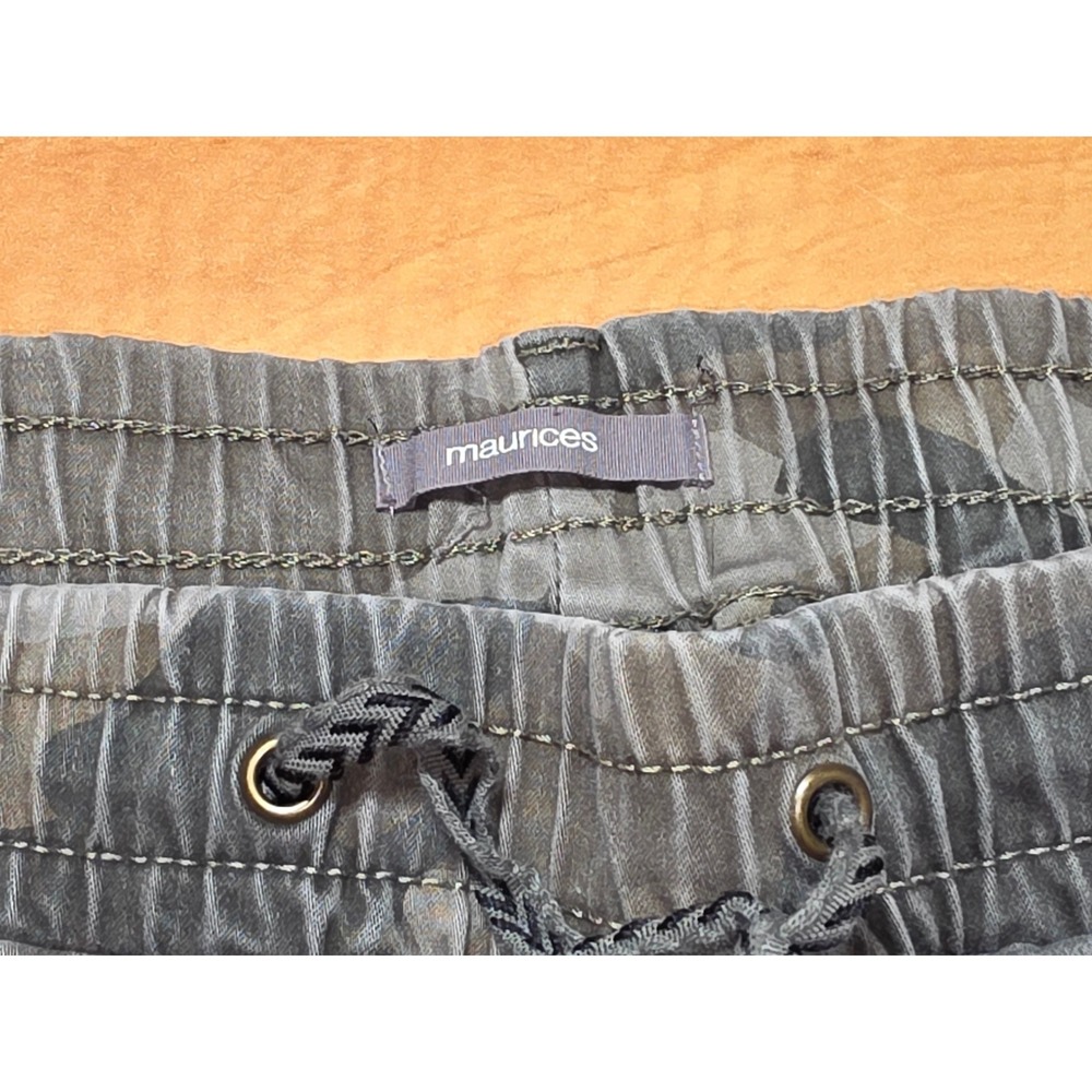 Maurices Womens Camo Print Jogger Pants Gray Green Stretch XL Reg 3517513 - Picture 3 of 8